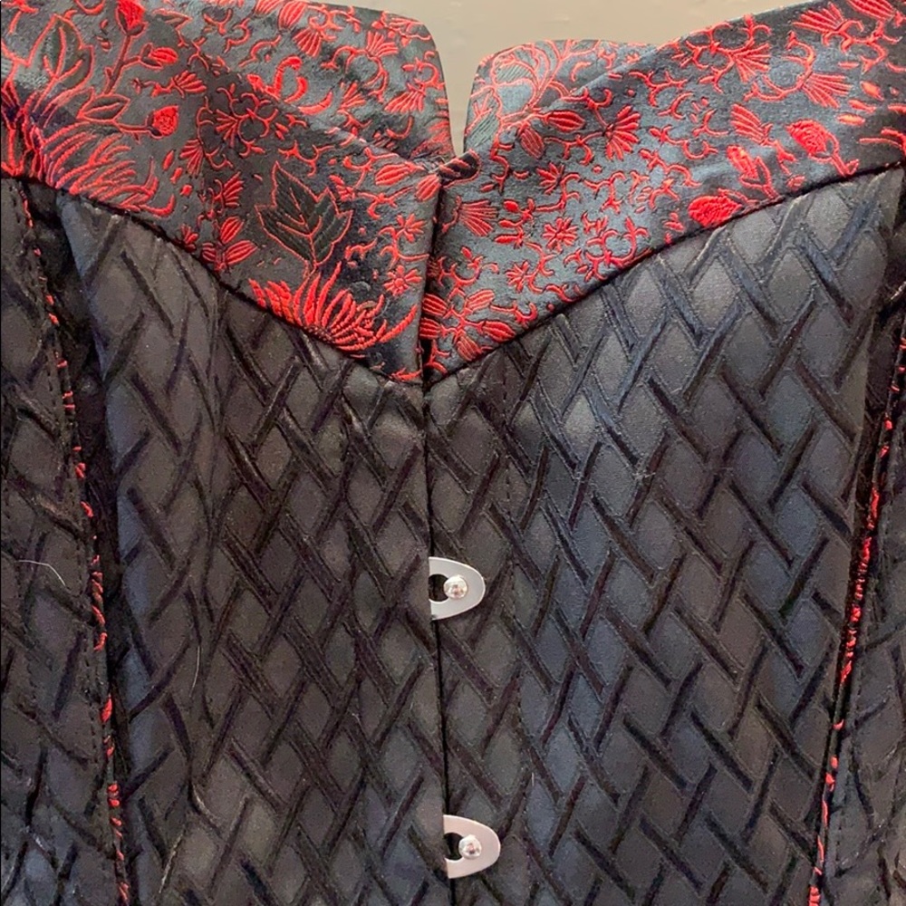 PLAYGIRL LONG BLACK & RED Brocade CORSET. - Picture 8 of 8
